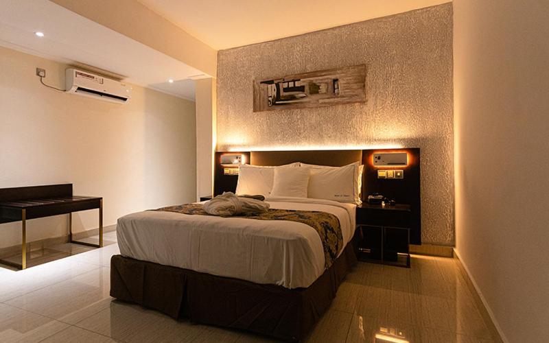 Hotel Le Figaro Douala Exterior photo