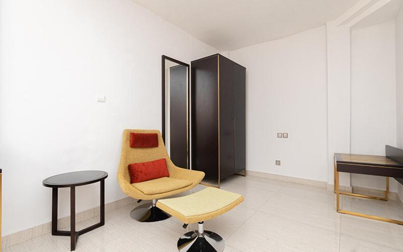 Hotel Le Figaro Douala Exterior photo