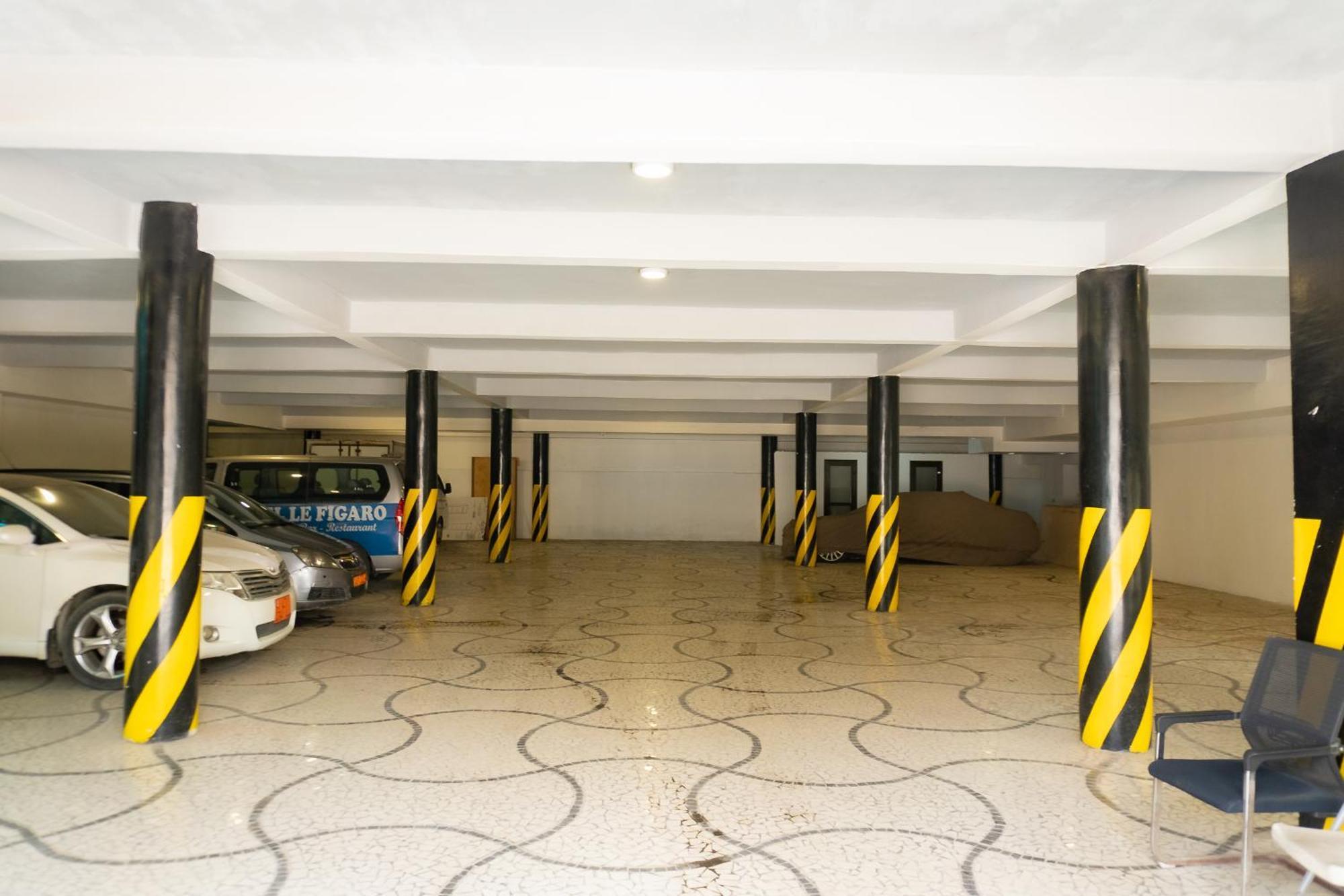Hotel Le Figaro Douala Exterior photo